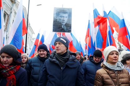 El líder de la oposición Alexéi Navalni, en una marcha en memoria del político Boris Nemtsov en Moscú, en 2018.