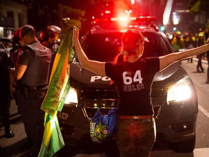 Celebração da vitória de Bolsonaro, na Avenida Paulista, São Paulo, em 28 de novembro.