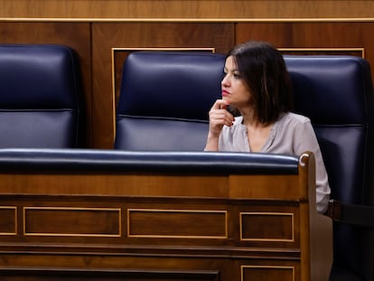 La ministra de Juventud e Infancia, Sira Rego, durante la sesión de control al Gobierno celebrada este miércoles en el Congreso.