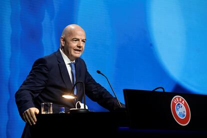 El presidente de la FIFA, el suizo Gianni Infantino, durante el Congreso de la UEFA celebrado este martes. / (REUTERS)