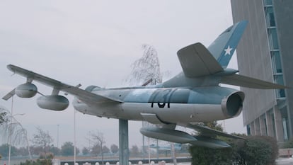 Avíon Hawker Hunter exhibido en la base aérea de la FACh que participó del bombardeo a La Moneda durante el golpe de Estado de 1973