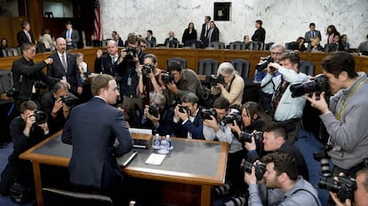 Mark Zuckerberg, de Facebook, en su testimonio ante el Congreso en 2018.