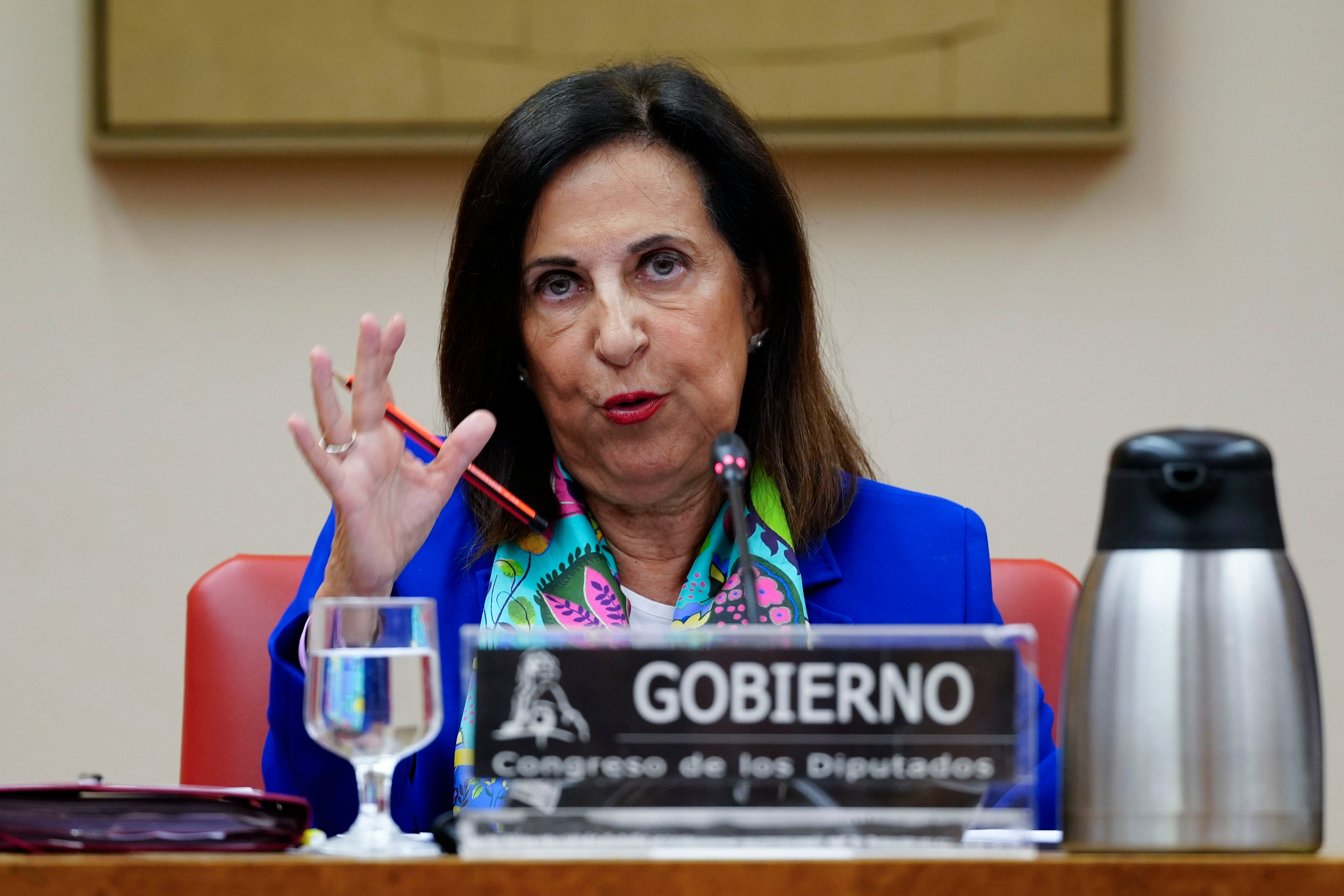 Robles pide disculpas en el Congreso y reconoce que el Gobierno actuó mal y llegó tarde a Ceuta