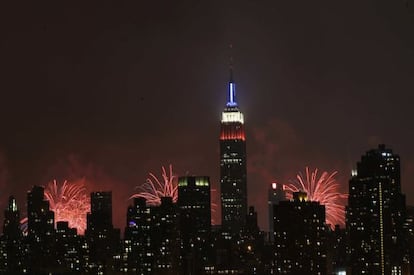 El Empire State Building, iluminado durante la celebraci&oacute;n del 4 de julio.