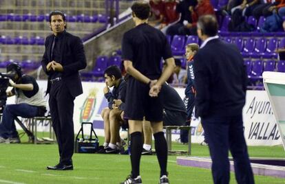 Simeone, en el partido en Valladolid. 