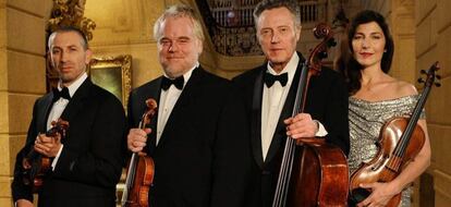 'El último concierto', de Yaron Zilberman. Con Mark Ivanir, Philip Seymour Hoffman (segundo por la izquierda), Christopher Walken y Catherine Keener (2013).