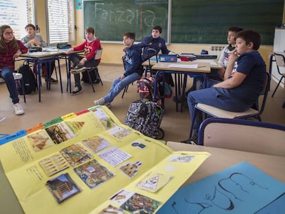 Alumnos del colegio rural de Fanzara, Castellón.