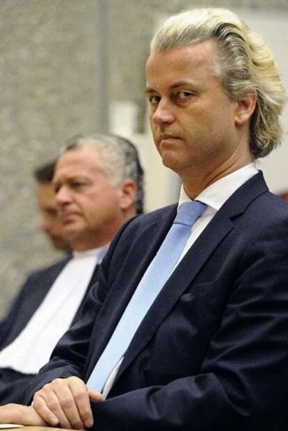 El líder xenófobo holandés Geert Wilders, durante la reanudación del juicio contra él por incitación al odio racial en Ámsterdam.