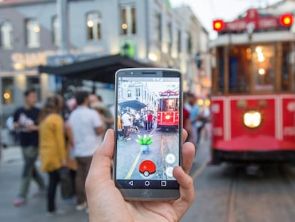 Por que os trintões ficaram malucos com o Pokemon Go?