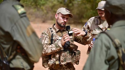 Un soldado de las Fuerzas Armadas alemanas, durante una instrucción en Malí en 2017.