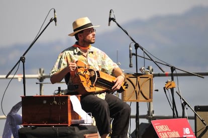 Germán Díaz durante su actuación