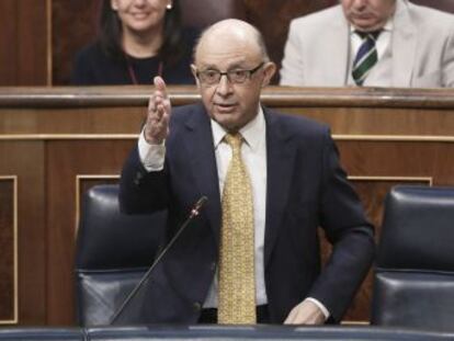 La tutela económica en Cataluña durará  hasta que desaparezca la situación de riesgo para el interés general , según el BOE