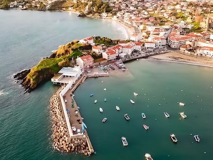 The O Castro peninsula of Nigrán in Galicia, Spain.