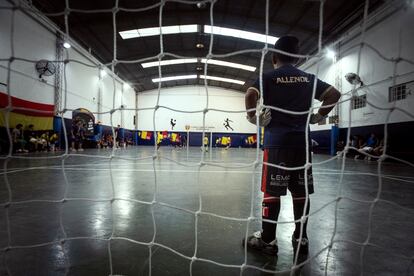 Juego el Club Unión Devoto Social Allende, barrio porteño de Devoto, Buenos Aires.