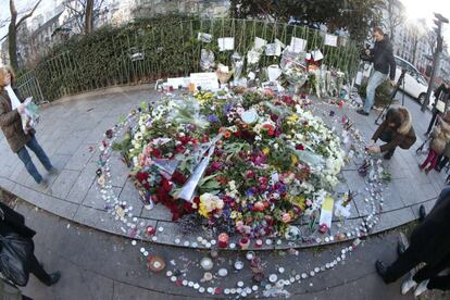 Flores nas ruas de Paris.