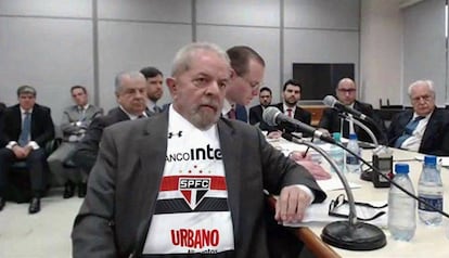 Lula são-paulino? Calma, é só um meme.