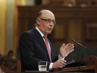 Cristobal Montoro abre el debate de Presupuestos para el 2017. 