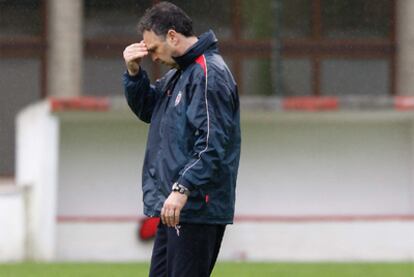 Caparrós, durante un entrenamiento