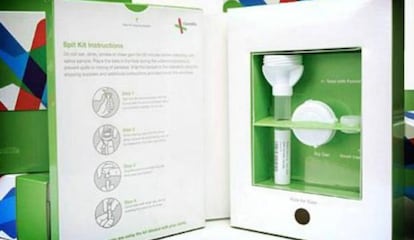 Prueba de ADN personalizada y fabricada por 23andMe.