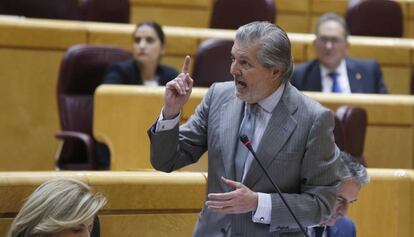 El ministro de Educación, Íñigo Méndez de Vigo, durante una intervención en el Pleno del Senado.