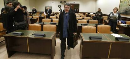 El ministro de Energía, Turismo y Agenda Digital, Álvaro Nadal, antes de su comparecencia en la Comisión de Energía del Congreso el jueves.