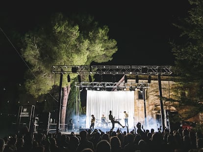 Un momento de la actuación de Manel en el festival Nomade.