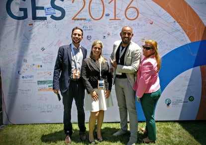 Parte de la delegación cubana en GES. De izquierda a derecha: Sergio León, Yamilet López, Dorian Carbonell y Niuris Higueras.