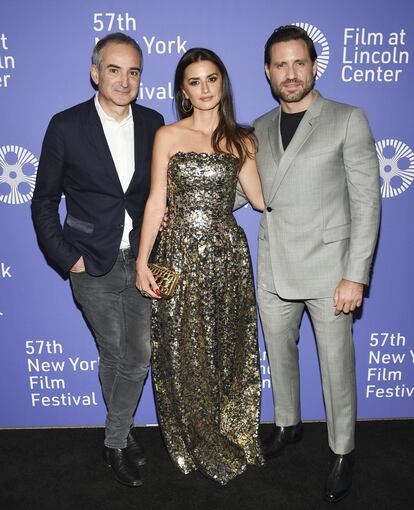 Oliver Assayas, Penélope Cruz y Edgard Ramírez.