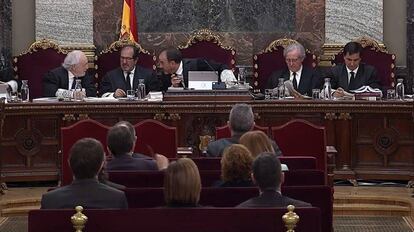 Captura de la señal institucional del Tribunal Supremo en la sesión de este lunes.