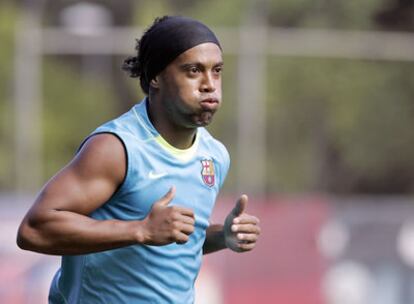 Ronaldinho, durante un entrenamiento