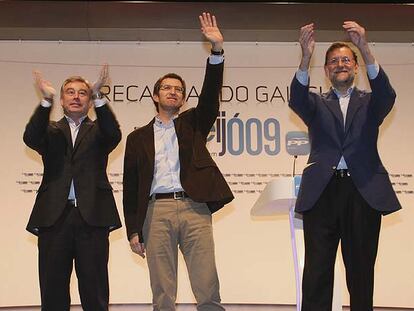 Xosé Manuel Barreiro, Alberto Núñez Feijóo y Mariano Rajoy, ayer en Lugo.