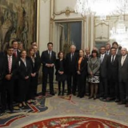 Encuentro de miembros del Gobierno con ejecutivos de multinacionales