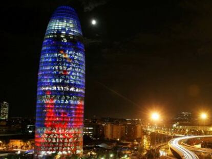 Vista de la Torre Agbar, adquirida por la cadena Hyatt para hacer un hotel de 400 habitaciones y 800 plazas, cuya inauguraci&oacute;n estaba prevista para septiembre de 2018. 