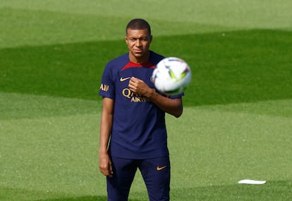 Kylian Mbappé, durante un entrenamiento con el PSG, el pasado mes de julio.