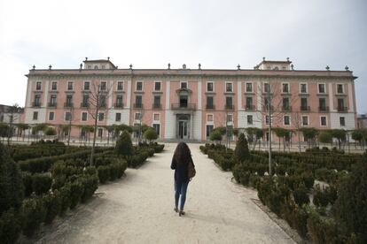 Ingreso al Palacio del Infante Don Luis de Borbón, actual Boadilla del Monte.