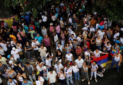 Exterior de um colégio eleitoral em Caracas (Venezuela).