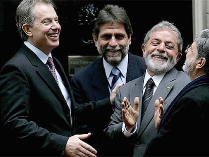 Blair pide disculpas por la muerte de Menezes