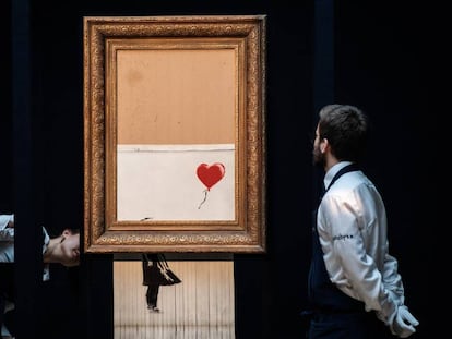 La obra de Banksy destruida tras ser subastada en Sotheby's.