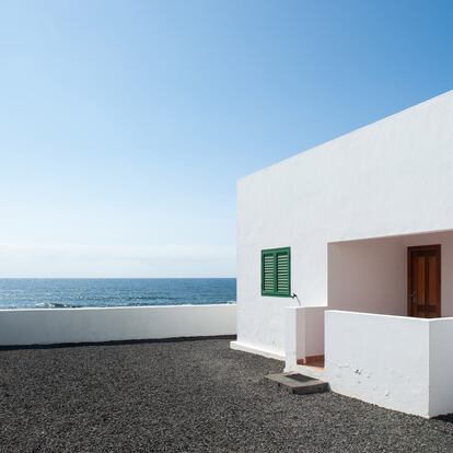 Lanzarote. Una casa en El Golfo —localidad conocida por su Lago Verde— con vistas al océano Atlántico.