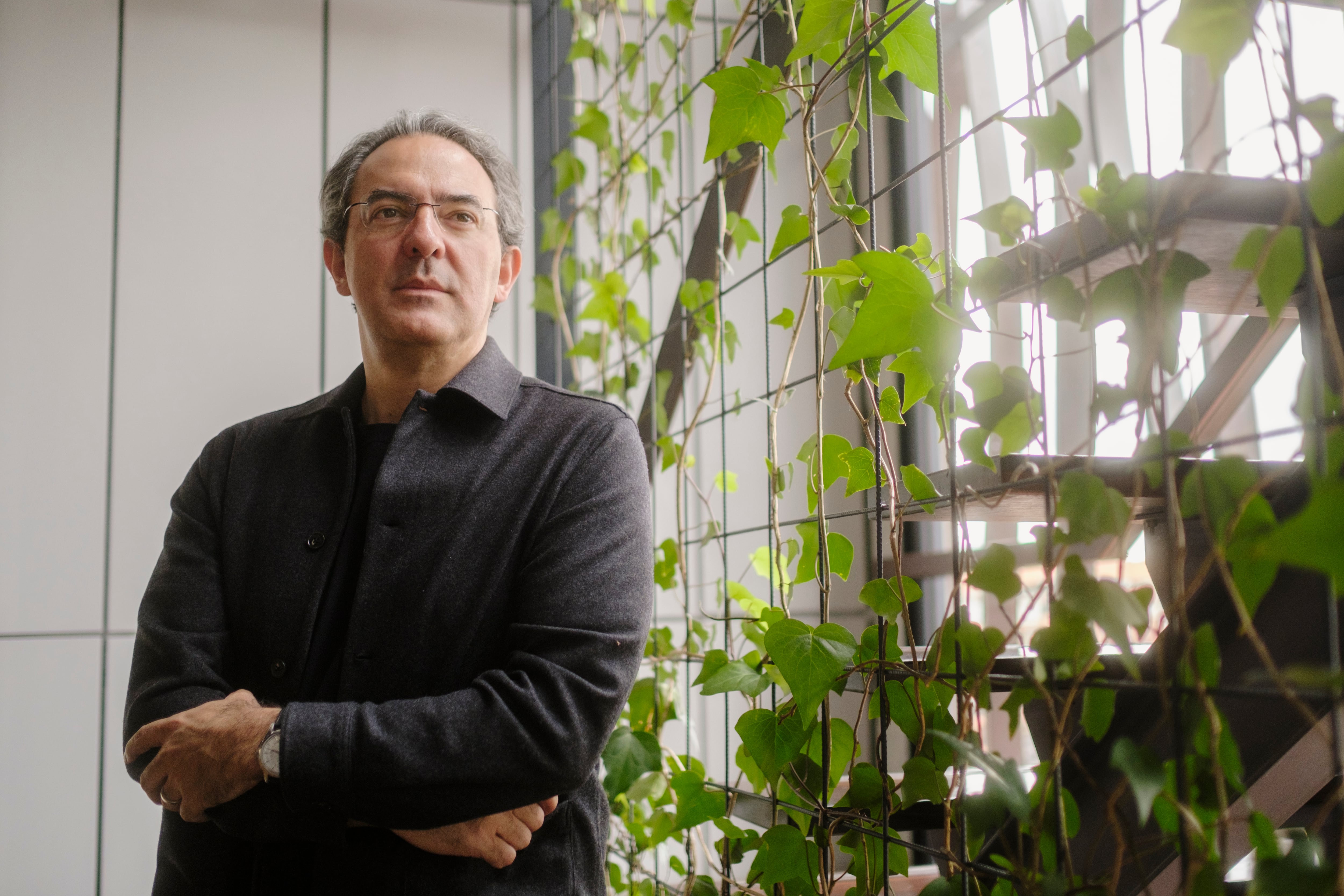 Juan Gabriel Vásquez: “Las columnas de opinión pesan menos que antes, pero son más necesarias que nunca”