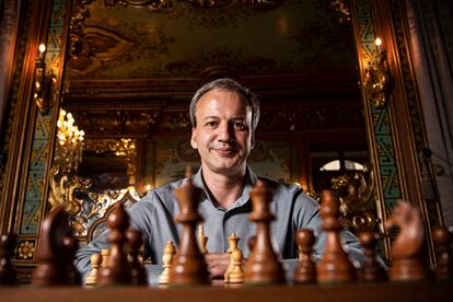 Arkady Dvorkóvich, presidente de la FIDE, este domingo en el Palacio de Santoña de Madrid