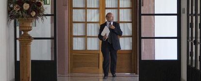 El presidente de la comisión de los ERE, Ignacio García, en el Parlamento.