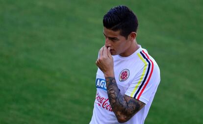 James, en el entrenamiento de Colombia en Murcia.