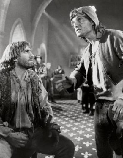 Tchéky Karyo y Gérard Depardieu en 'El regreso de Martin Guerre'.