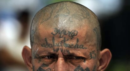 Carlos Tiberio Valladares, antiguo francotirador de la mara Salvatrucha.