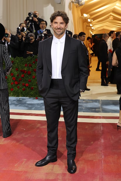 El actor Bradley Cooper, de Louis Vuitton.