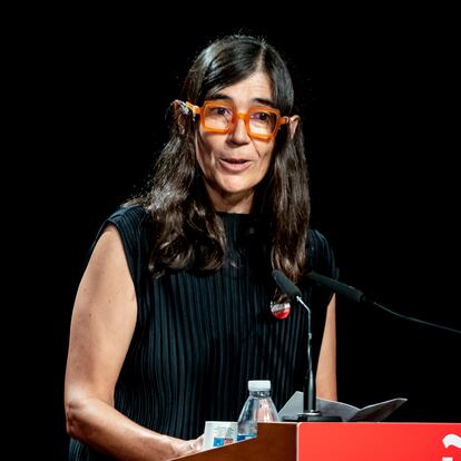 (Foto de ARCHIVO)
La bióloga molecular María A. Blasco interviene tras recibir un premio durante la XXVI edición de los premios de la Asociación 'El Club de las 25', en el Instituto Cervantes, a 5 de octubre de 2023, en Madrid (España). Además de la vicepresidenta, en el acto también han sido distinguidas por 'El Club de las 25' la abogada y política María Teresa Revilla, la reconocida activista feminista Begoña San José Serrán y la bióloga molecular María A. Blasco. También habrá dos premios especiales, uno dirigido a las mujeres afganas y otro, a título póstumo, a la activista por los derechos de las mujeres iraní Mahsa Amini.
A. Pérez Meca / Europa Press
06 OCTUBRE 2023;FEMINISMO;MUJERES;PREMIO;GALARDÓN;RECONOCIMIENTO;CLUB;25
05/10/2023