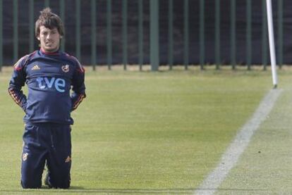 Silva, durante el entrenamiento de ayer con España.