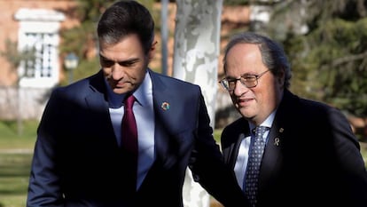 Pedro Sánchez y Quim Torra antes de la reunión de la mesa de diálogo entre Gobierno y Generalitat.