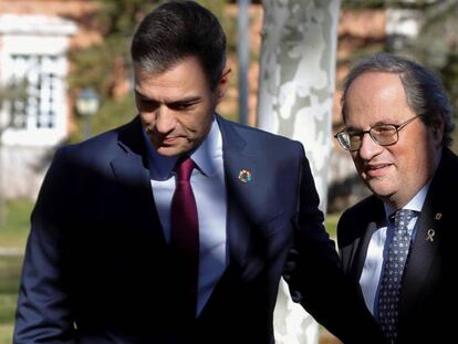 Pedro Sánchez y Quim Torra antes de la reunión de la mesa de diálogo entre Gobierno y Generalitat.